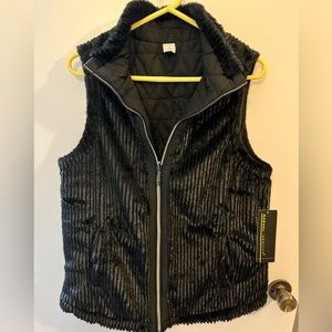 Casual Identity‎ black faux fur vest